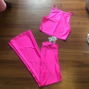 ⚠️👄neon pink spandex co-ord